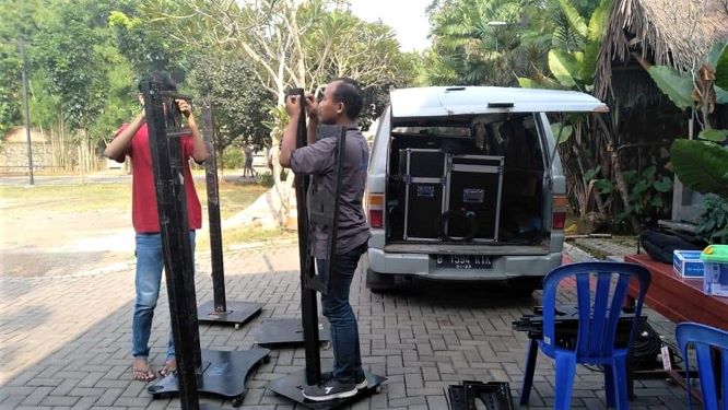 persiapan monitor tv-ok